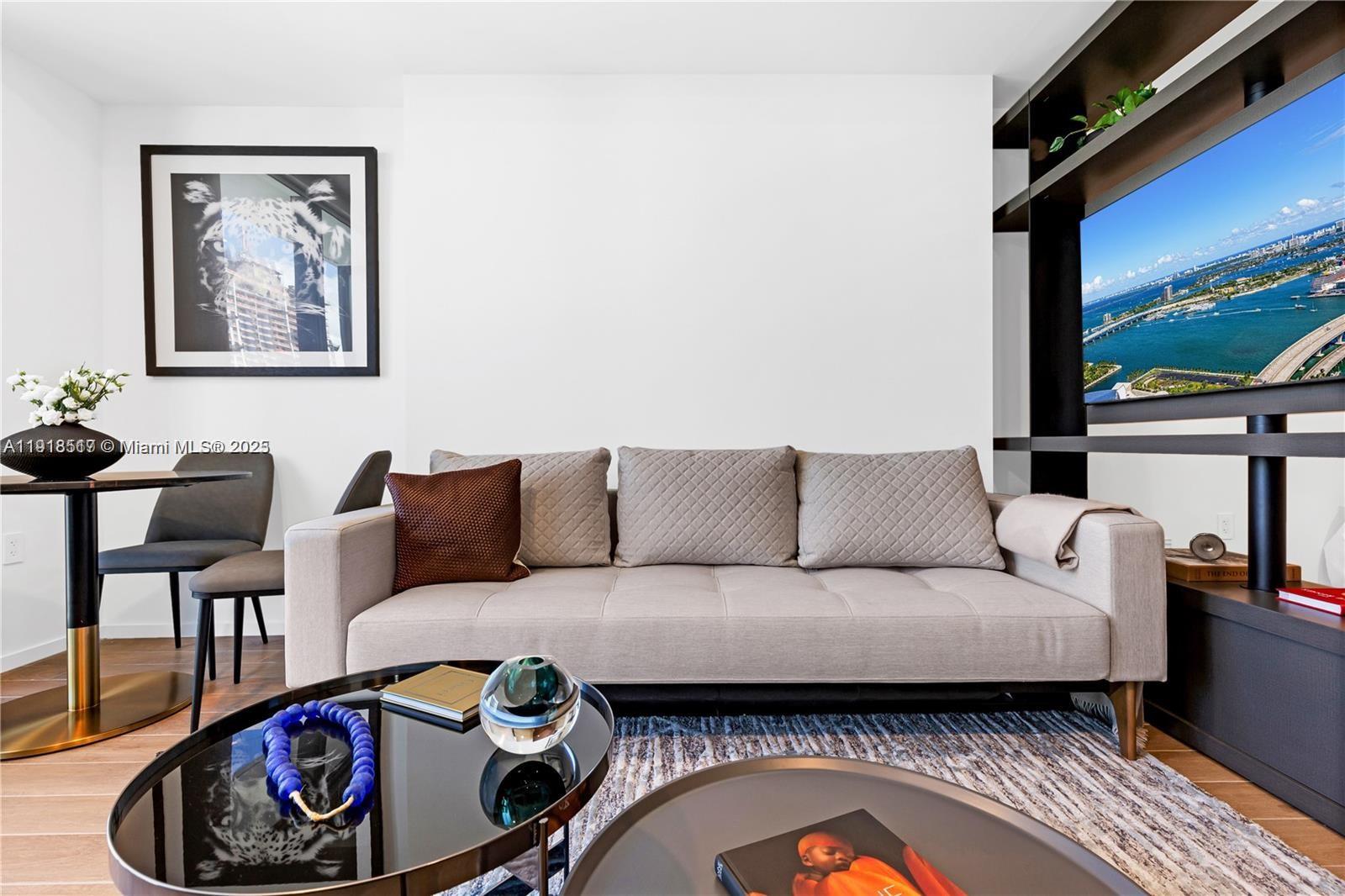 398 NE 5th St #3406 Miami, FL 33132