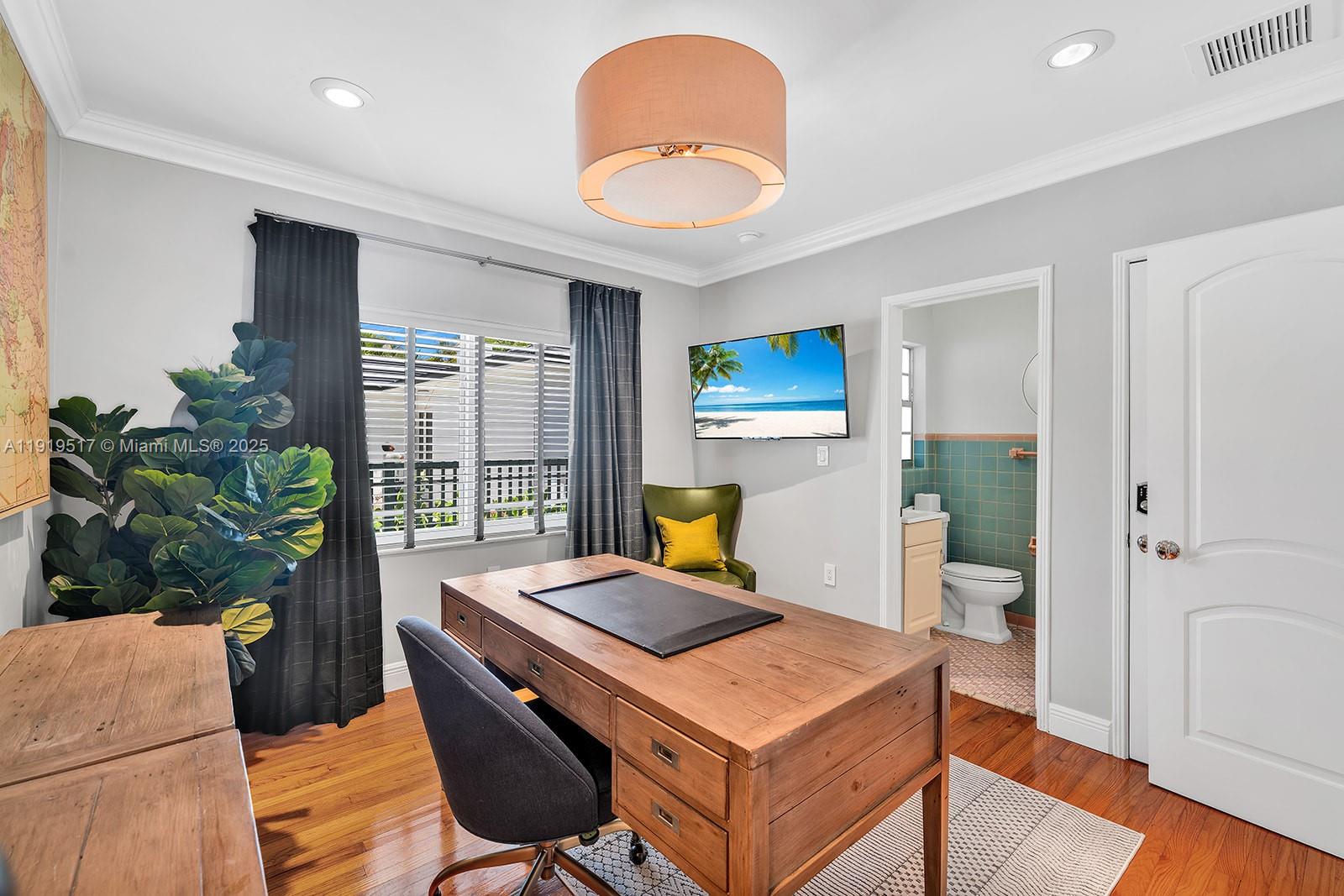 5915 La Gorce Dr Miami Beach, FL 33140