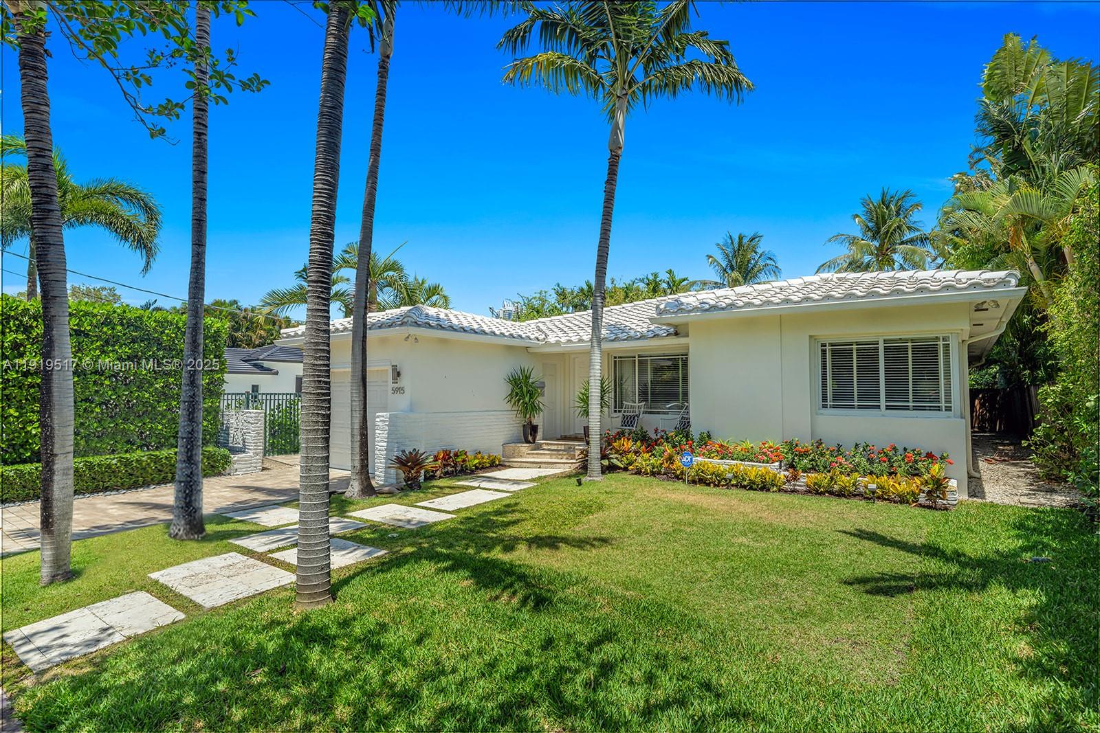 5915 La Gorce Dr Miami Beach, FL 33140