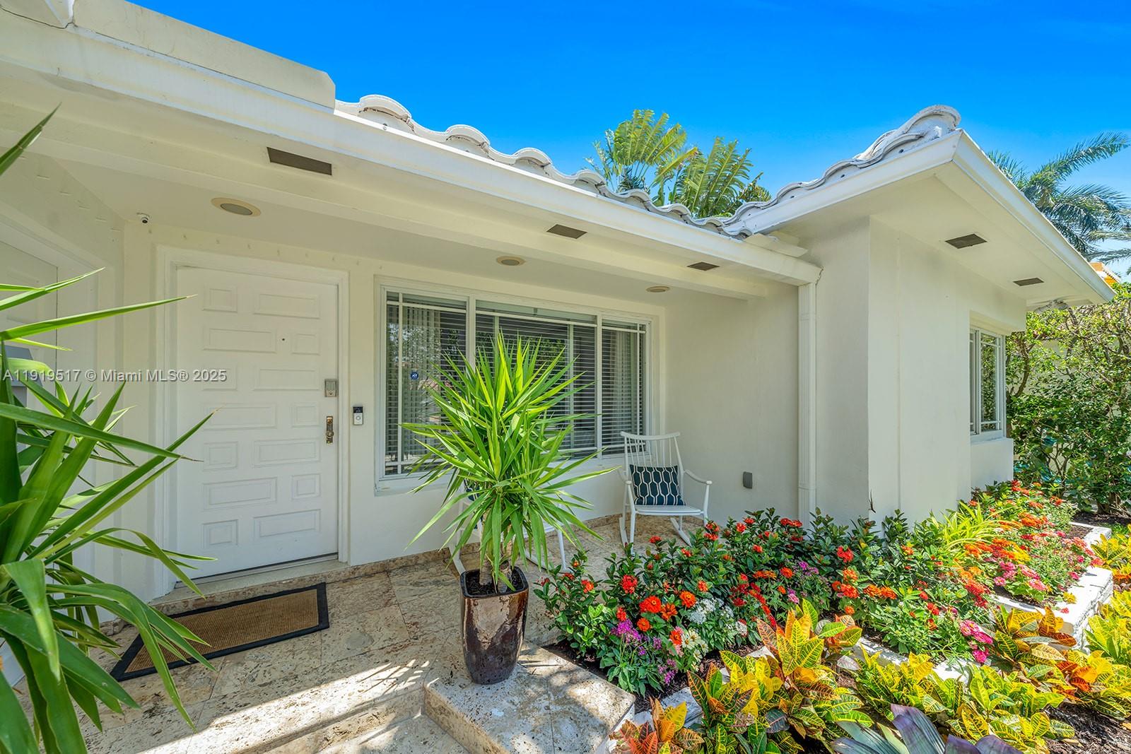 5915 La Gorce Dr Miami Beach, FL 33140