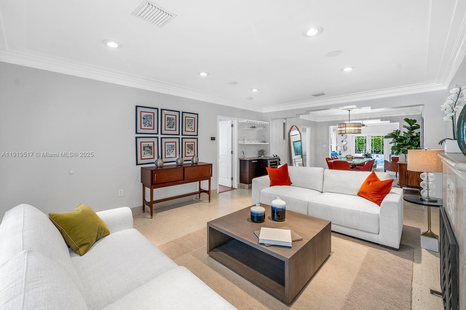 5915 La Gorce Dr Miami Beach, FL 33140