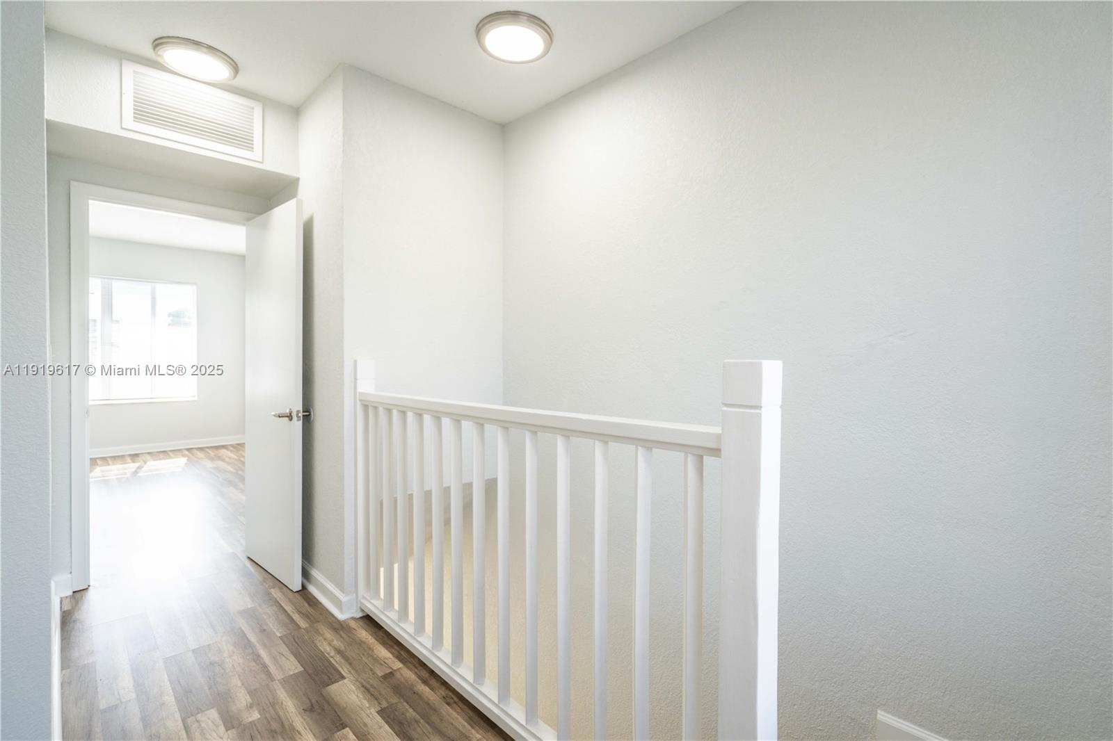 2180 Bay Dr #9B Miami Beach, FL 33141