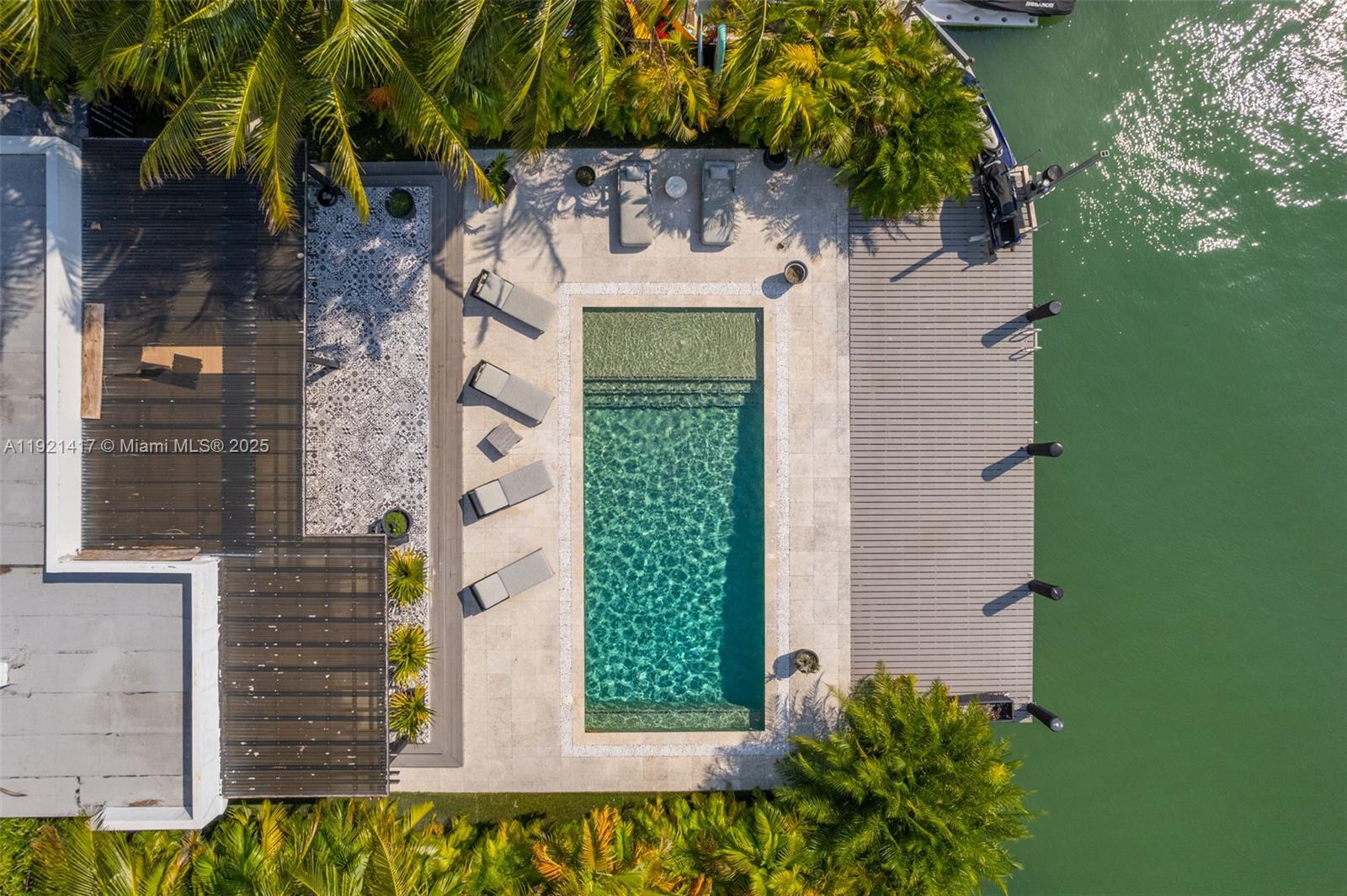 970 S Shore Dr Miami Beach, FL 33141