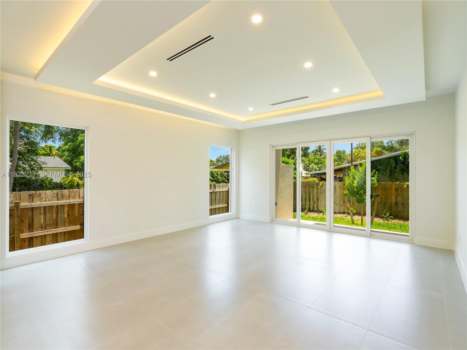 1720 SW 20th St Fort Lauderdale, FL 33315