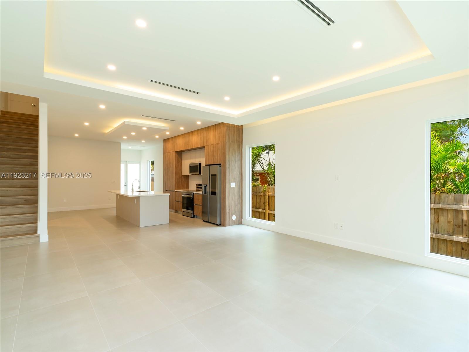 1720 SW 20th St Fort Lauderdale, FL 33315