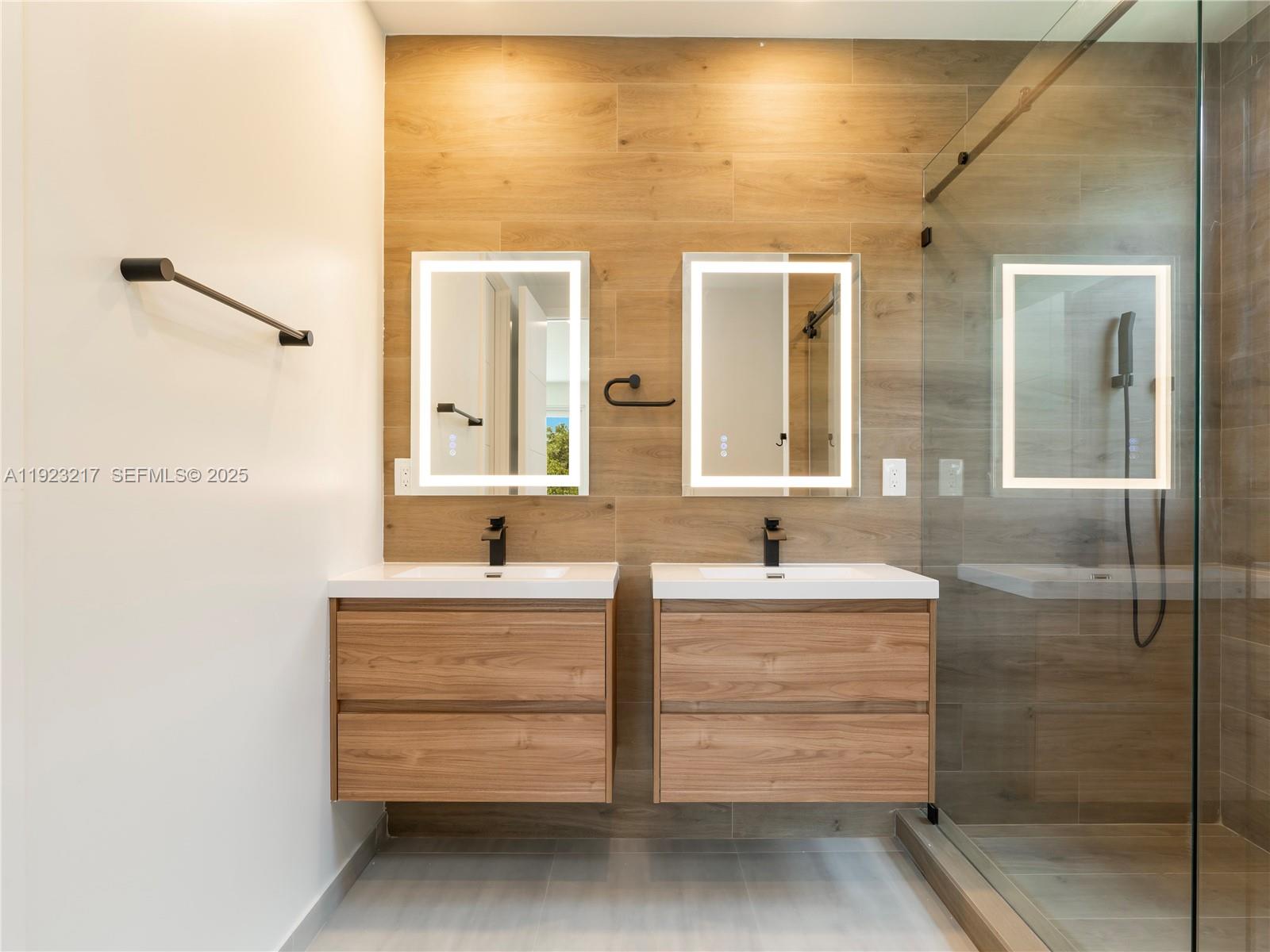 1720 SW 20th St Fort Lauderdale, FL 33315