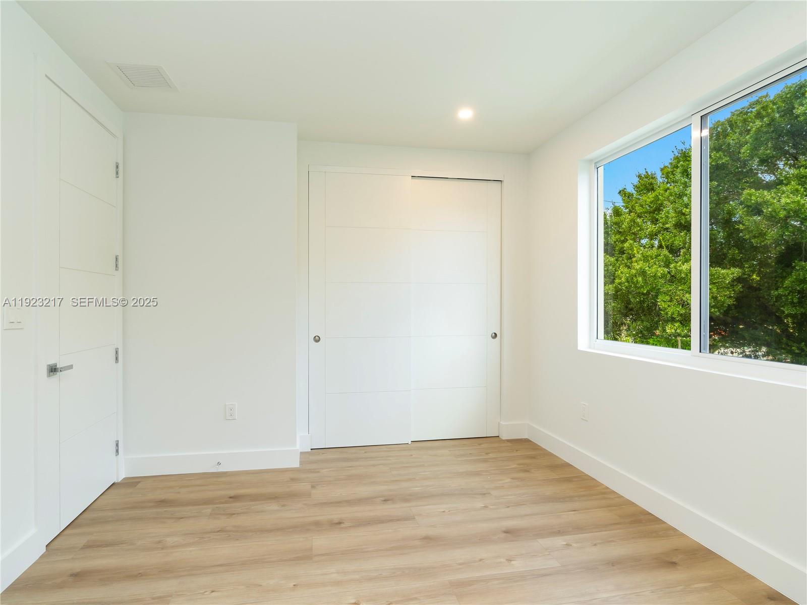 1720 SW 20th St Fort Lauderdale, FL 33315