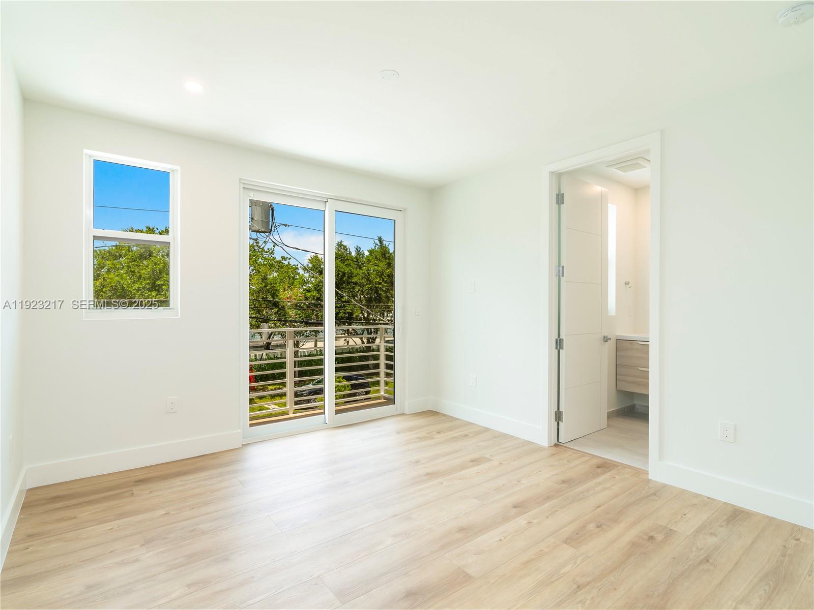 1720 SW 20th St Fort Lauderdale, FL 33315