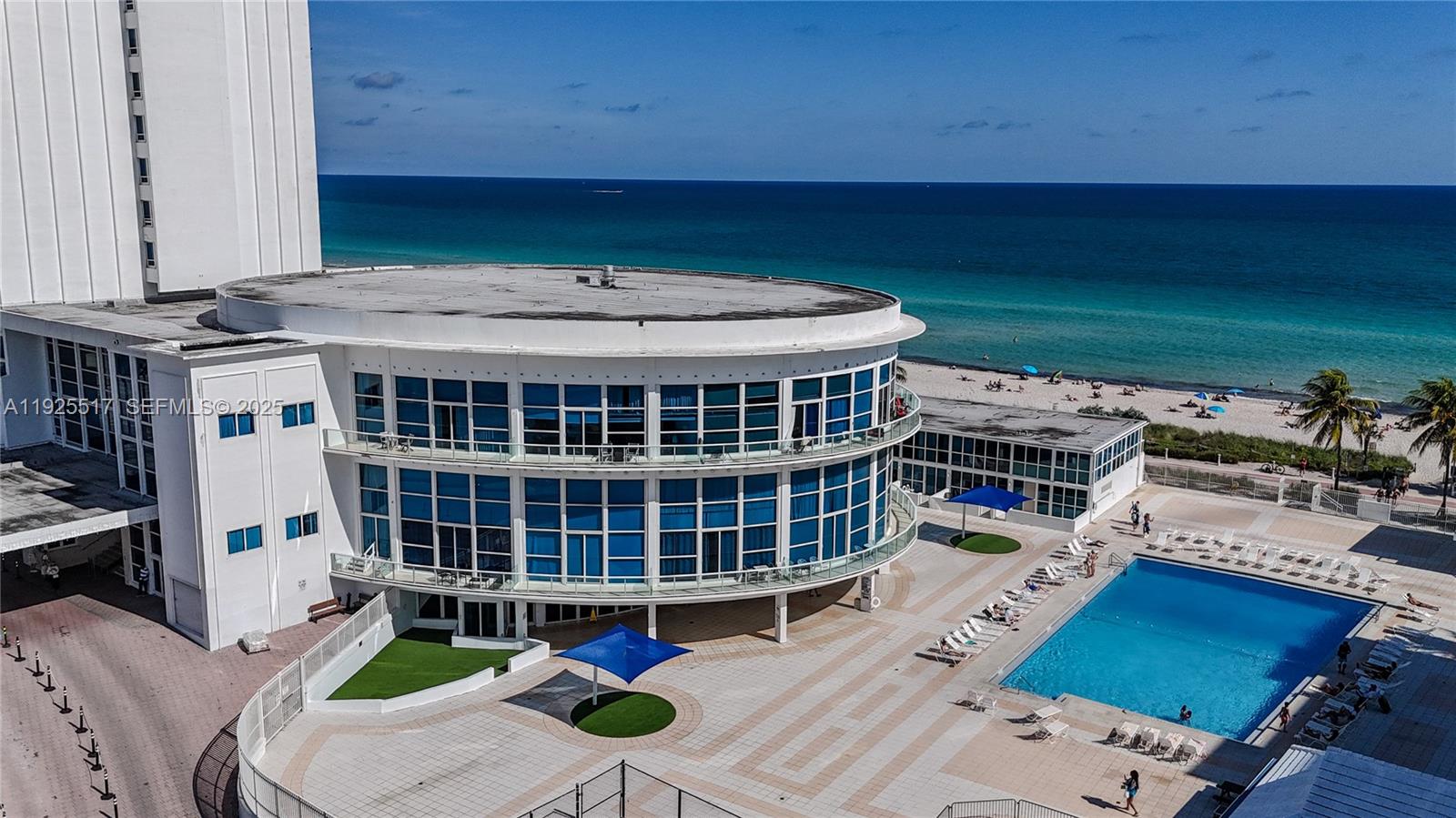 5445 Collins Ave #610 Miami Beach, FL 33140