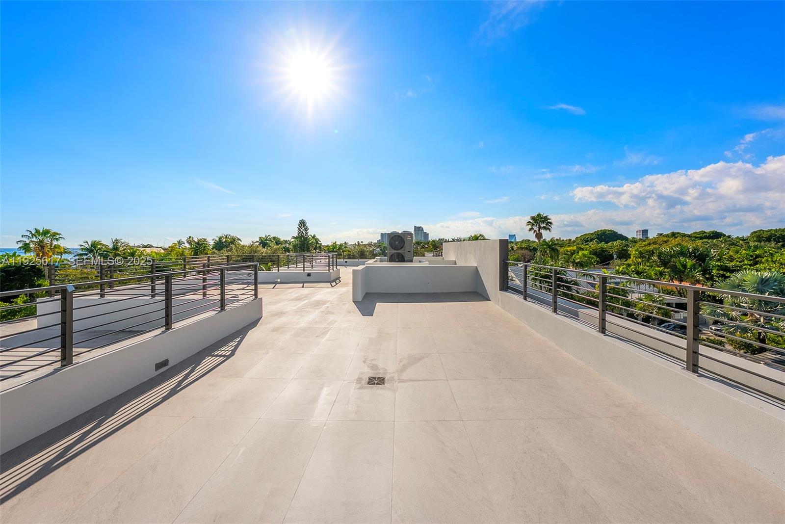 3551 Crystal Ct Miami, FL 33133