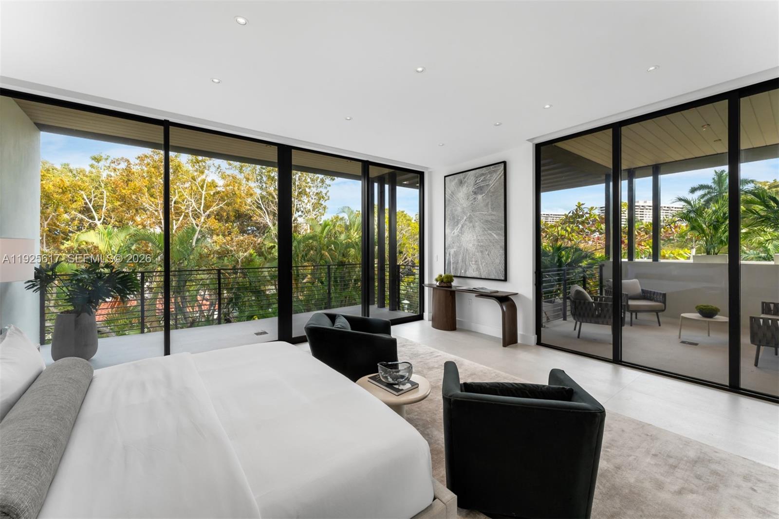 3551 Crystal Ct Miami, FL 33133