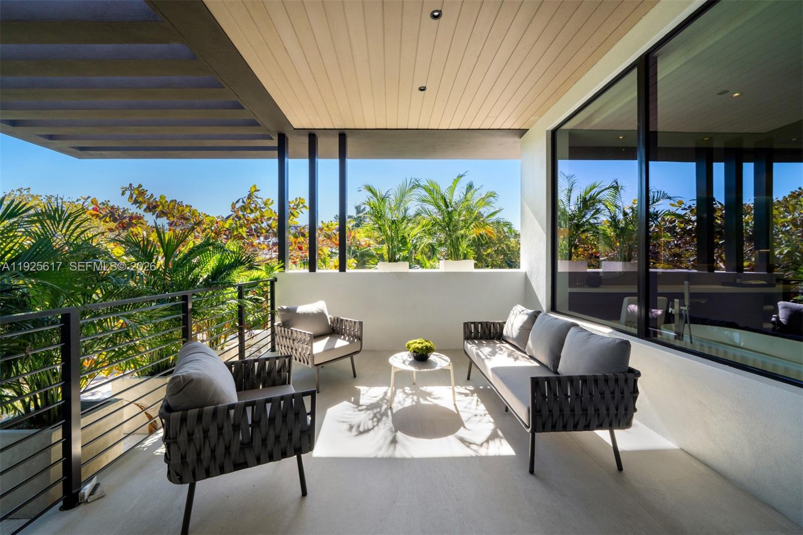 3551 Crystal Ct Miami, FL 33133