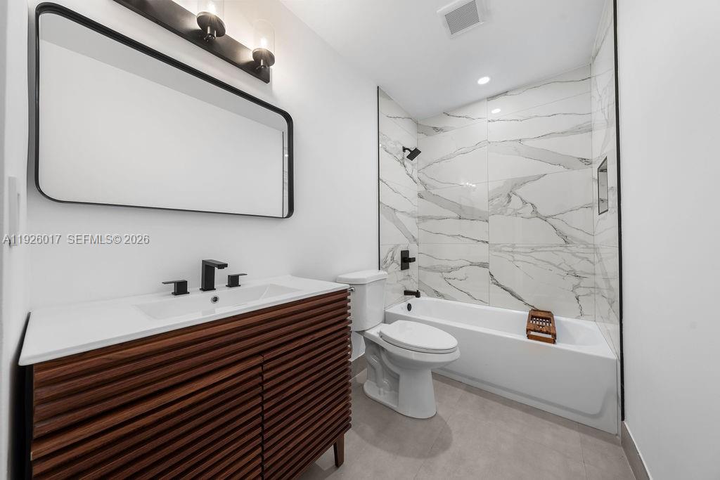 13338 SW 113th Pl Miami, FL 33176