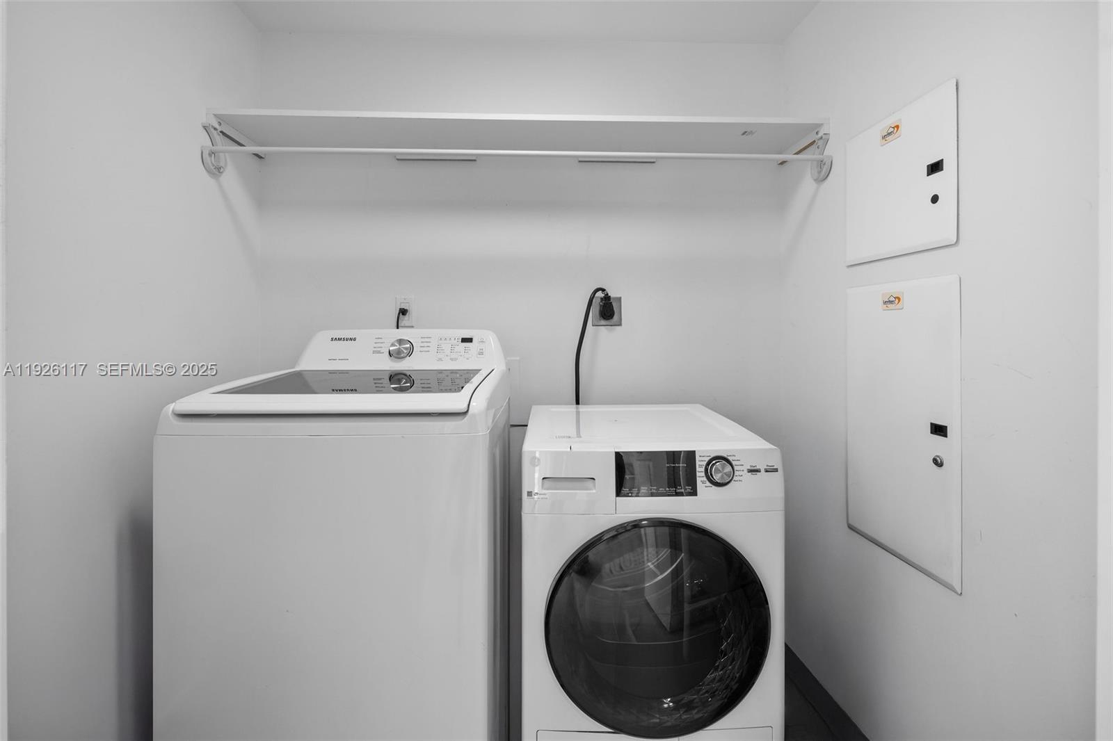 image Onyx on the Bay27