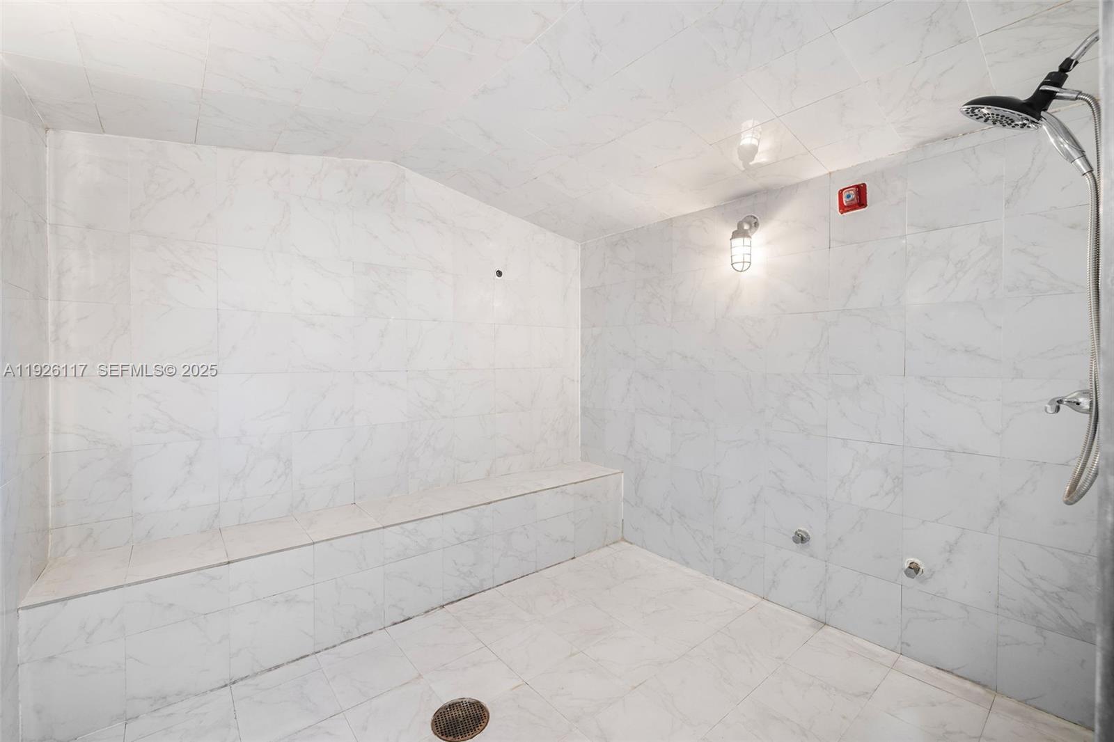 image Onyx on the Bay39