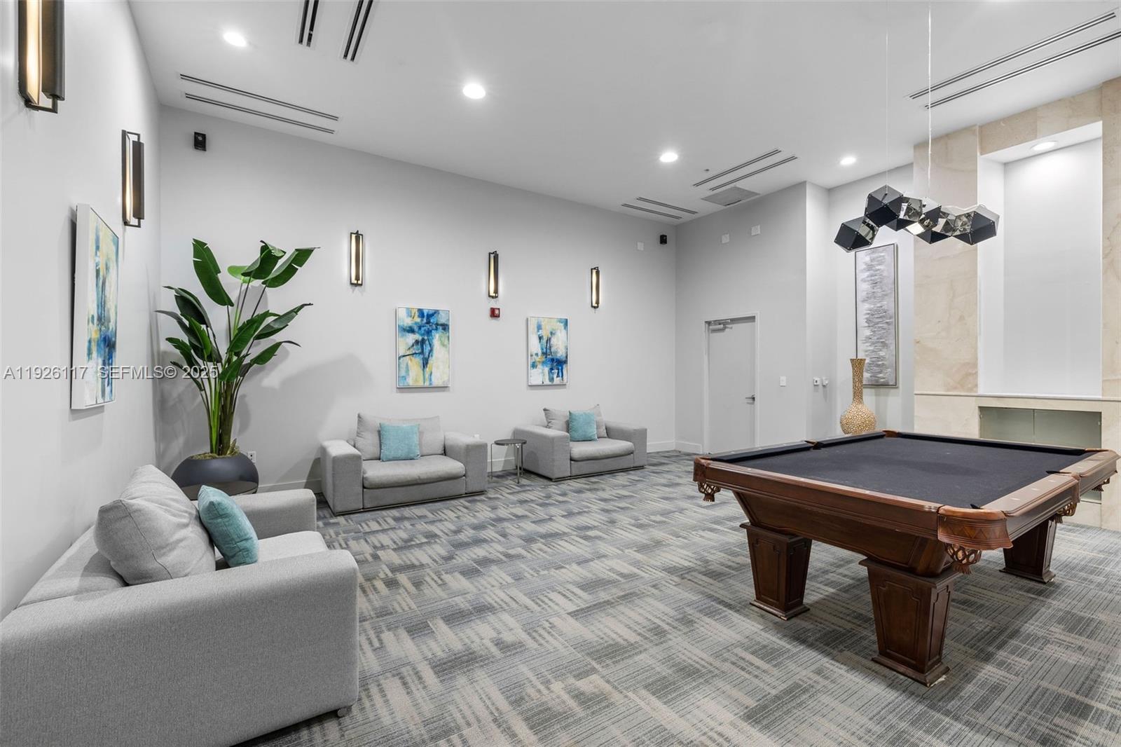 image Onyx on the Bay40