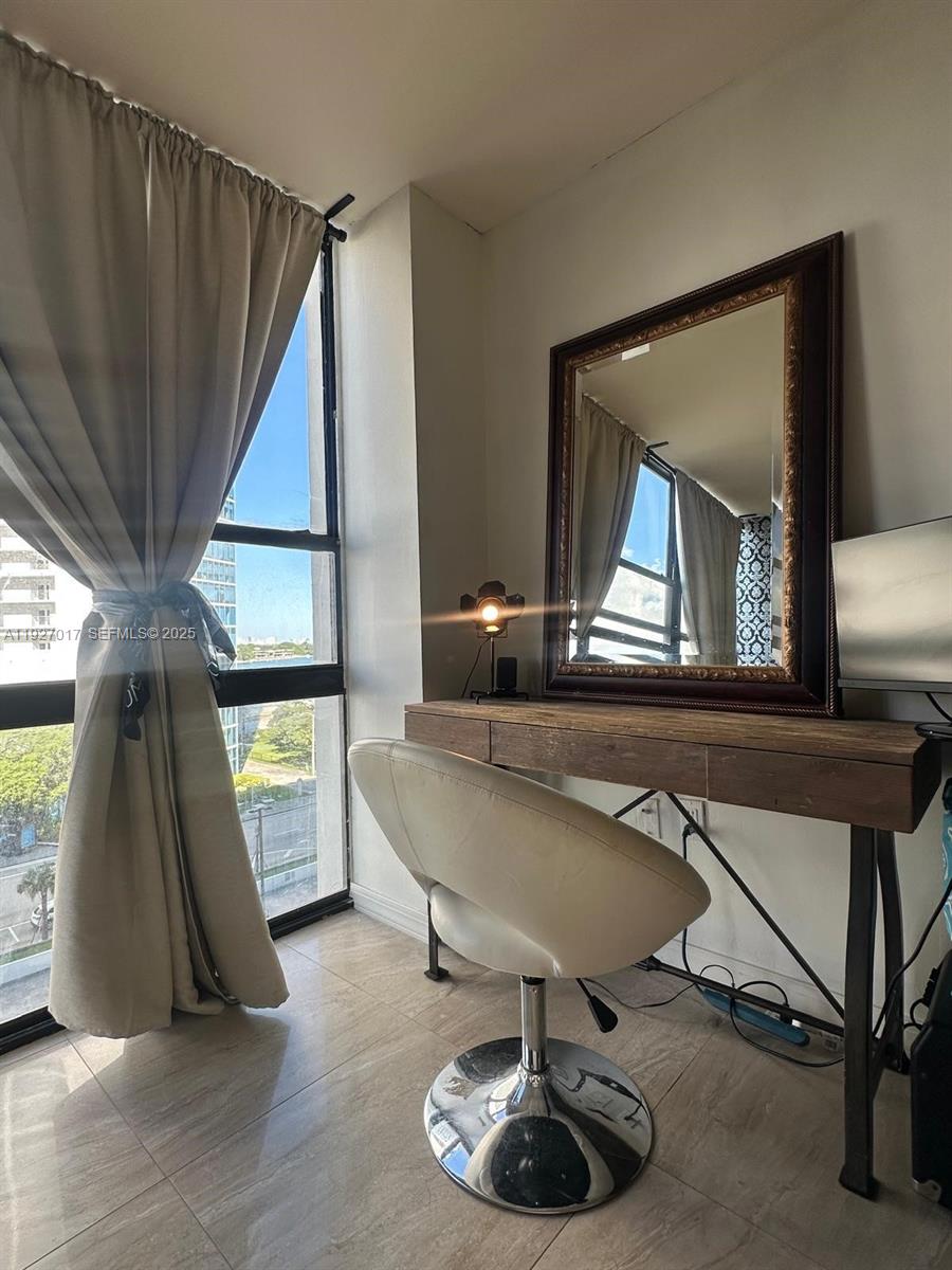 image Charter Club12