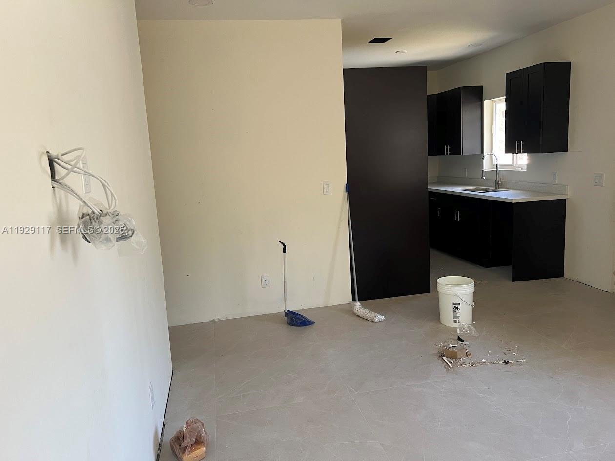 9254 NW 3rd Ave Miami, FL 33150