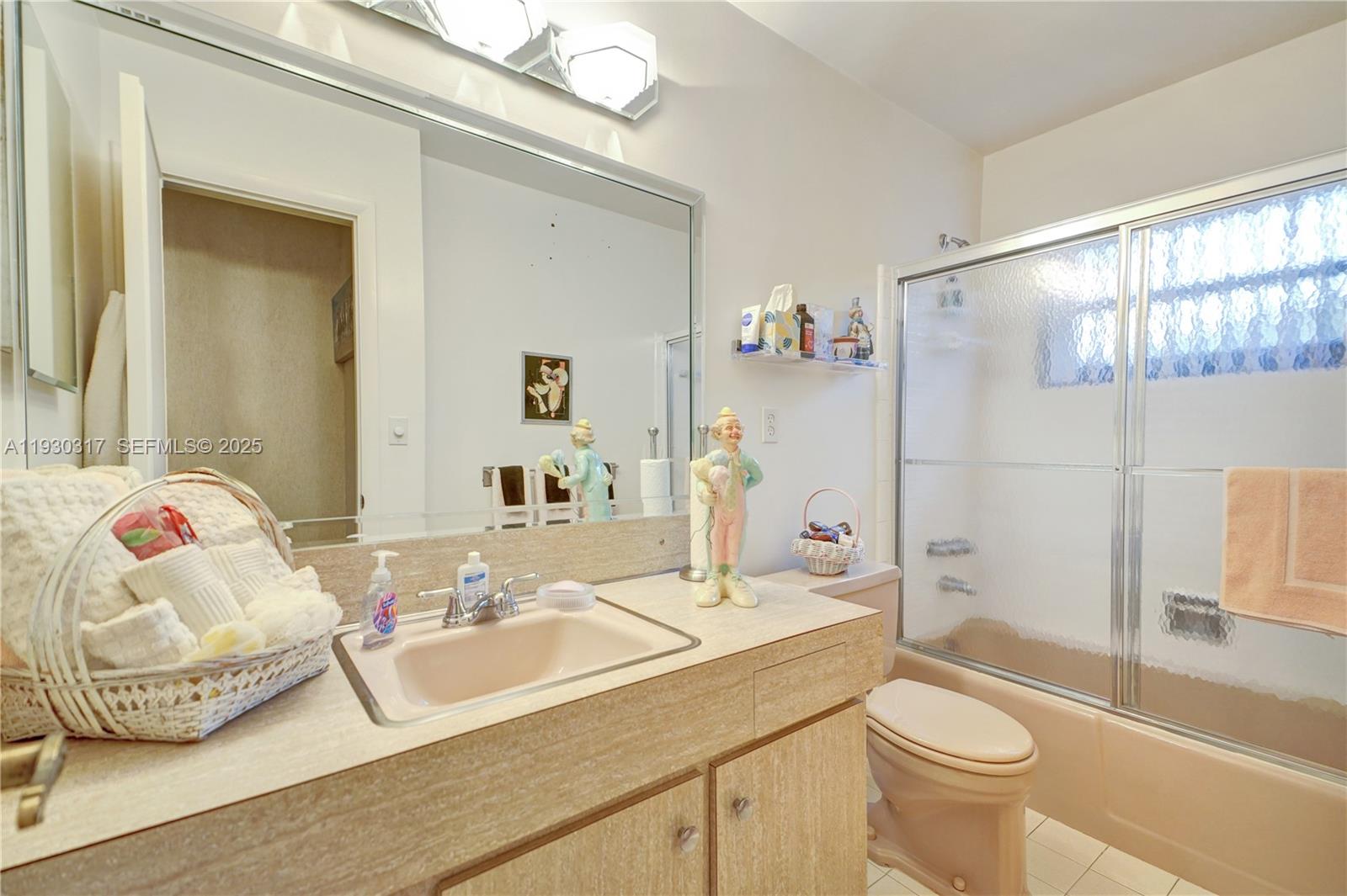 8115 SW 92nd Ct Miami, FL 33173