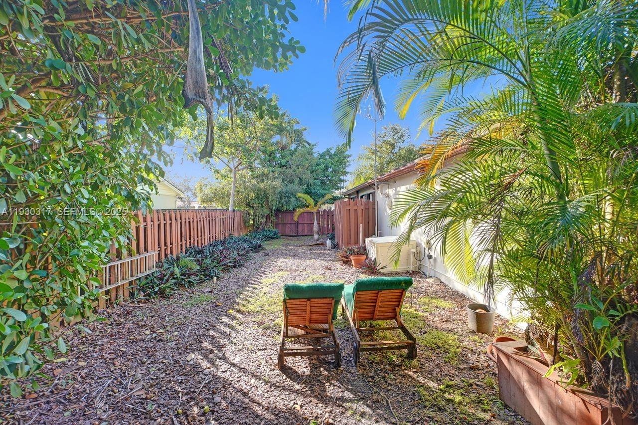 8115 SW 92nd Ct Miami, FL 33173