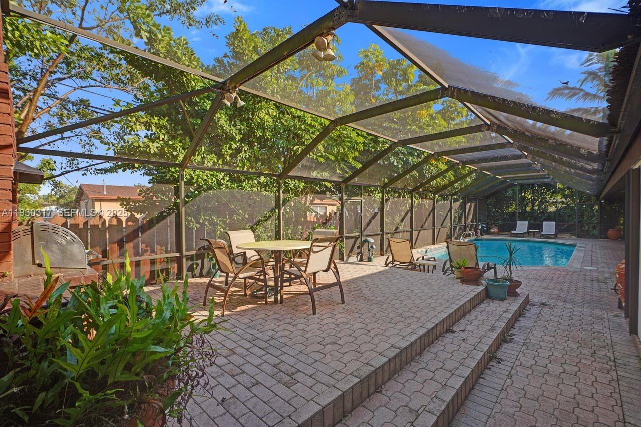 8115 SW 92nd Ct Miami, FL 33173