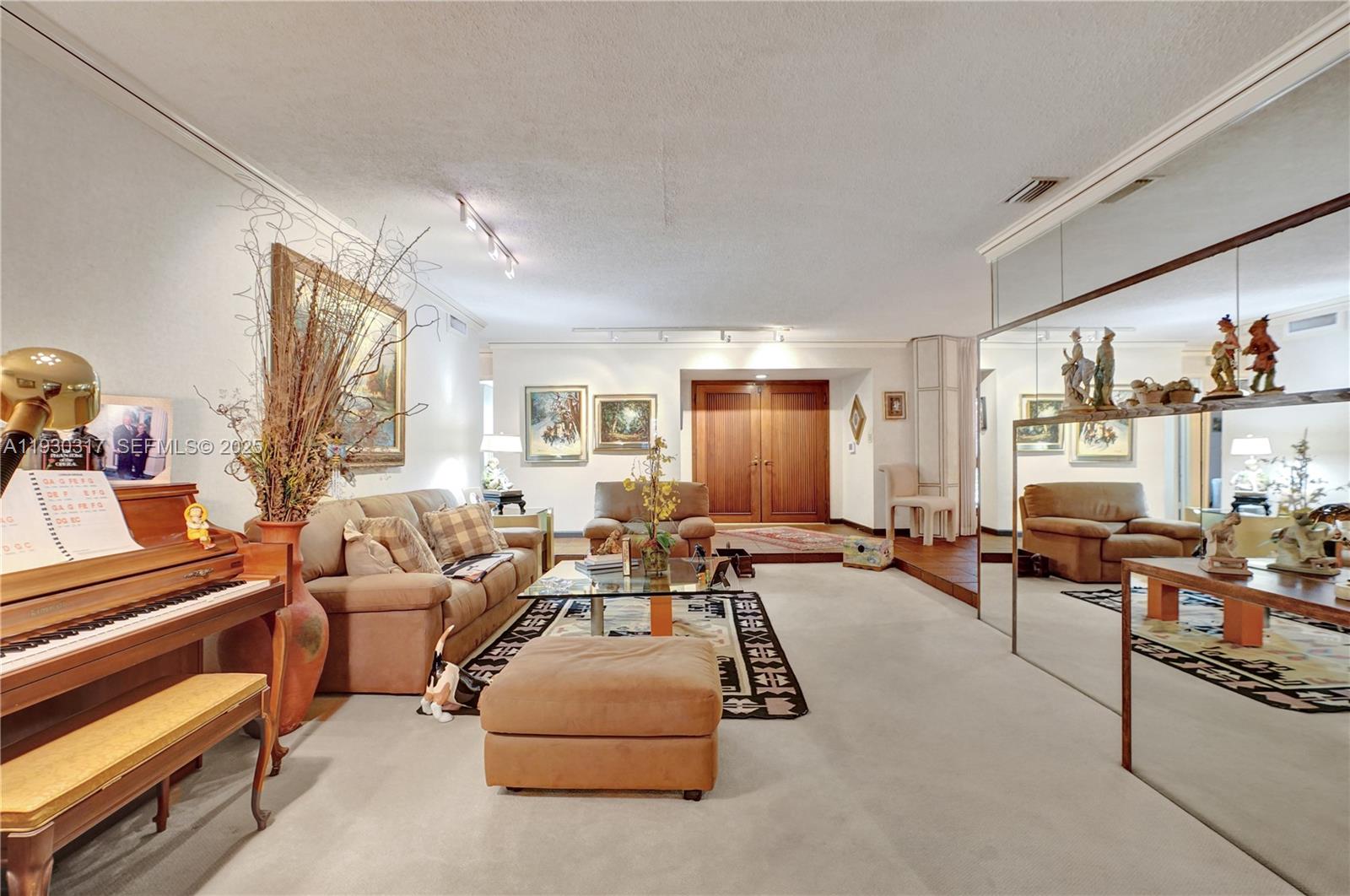 8115 SW 92nd Ct Miami, FL 33173