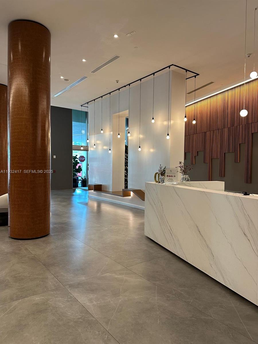 350 S Miami Ave #2913 Miami, FL 33130