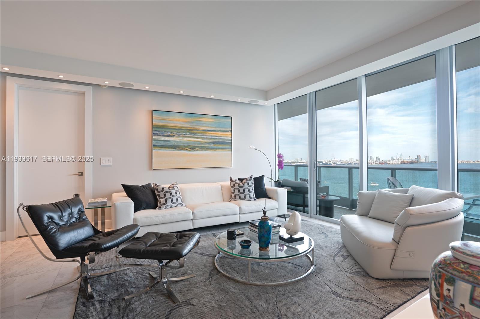 1331 Brickell Bay Dr #1609 Miami, FL 33131