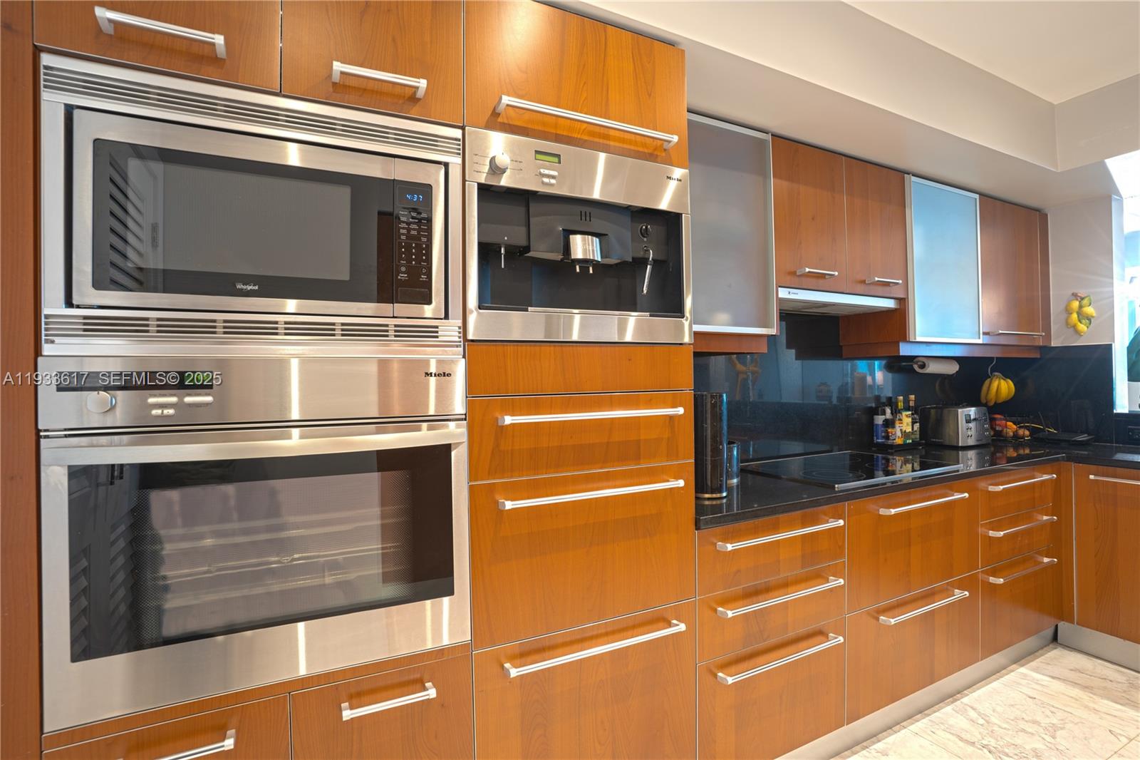 1331 Brickell Bay Dr #1609 Miami, FL 33131