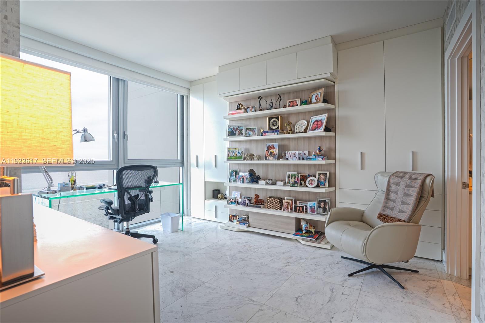 1331 Brickell Bay Dr #1609 Miami, FL 33131