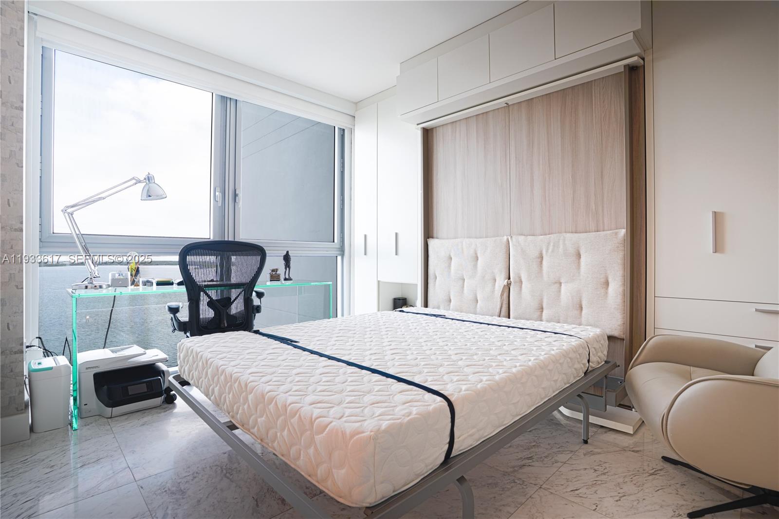 1331 Brickell Bay Dr #1609 Miami, FL 33131