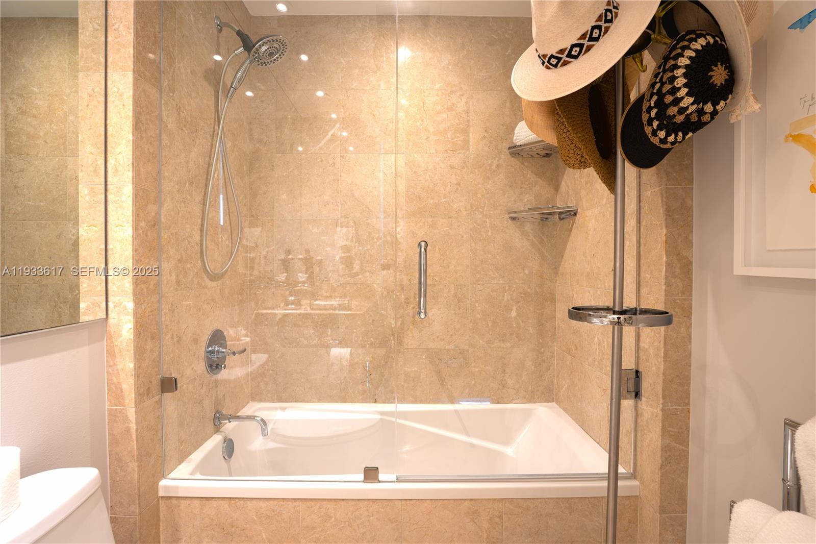 1331 Brickell Bay Dr #1609 Miami, FL 33131