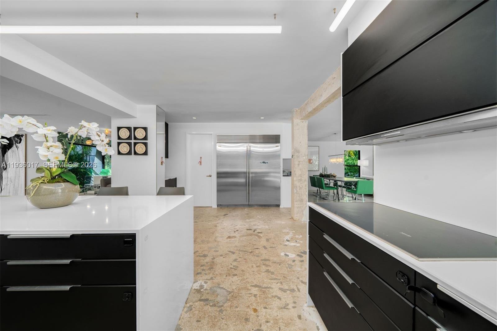 121 Knollwood Dr Key Biscayne, FL 33149