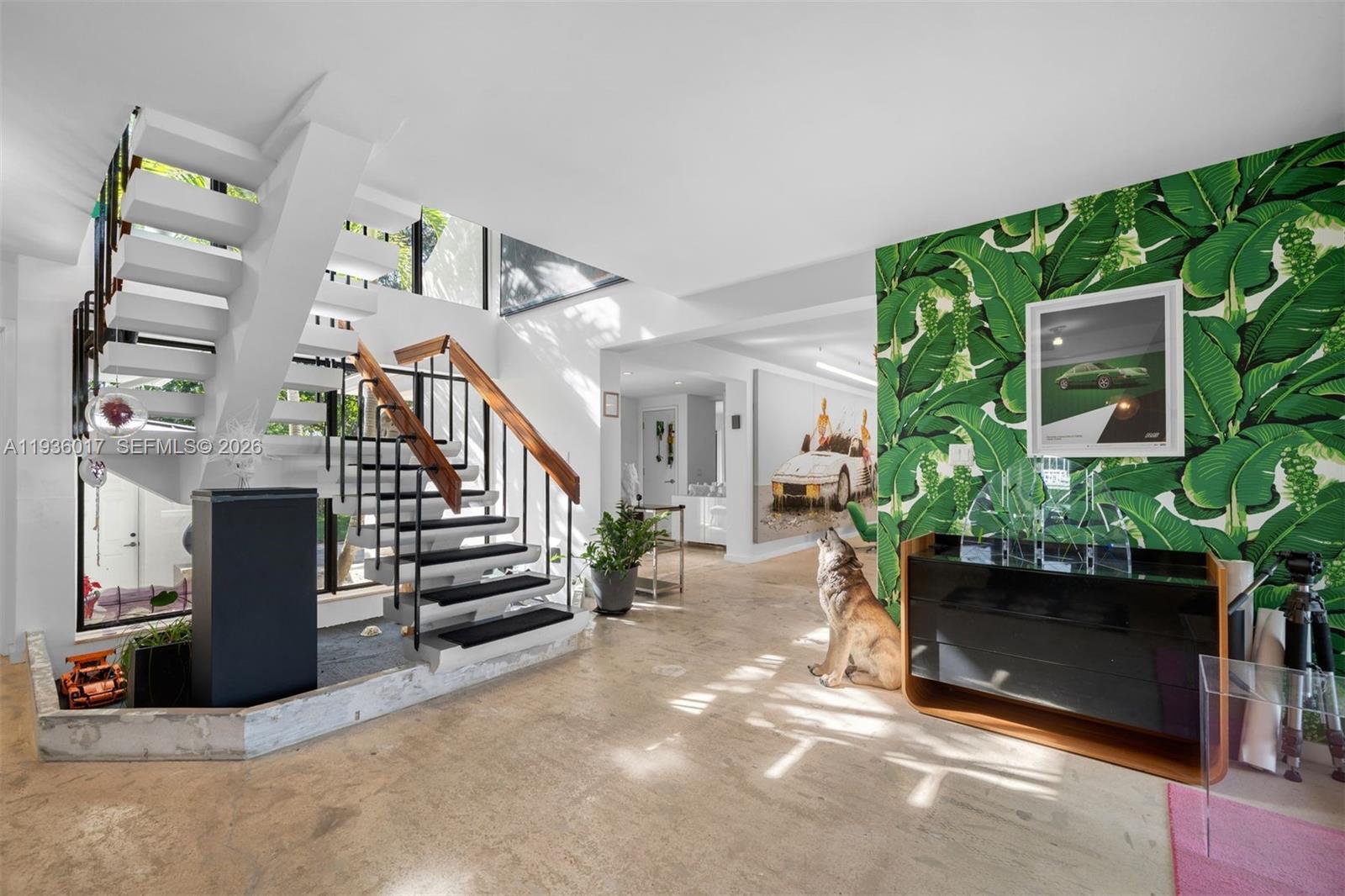 121 Knollwood Dr Key Biscayne, FL 33149