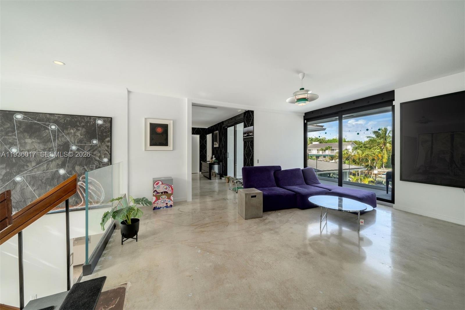 121 Knollwood Dr Key Biscayne, FL 33149