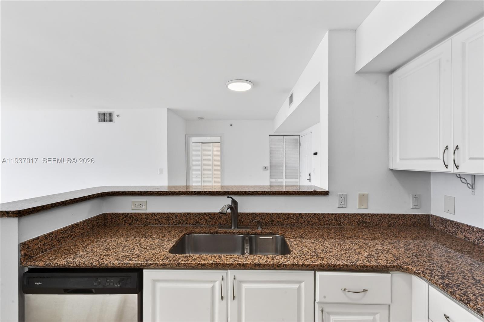 image The Mark Yacht Club20