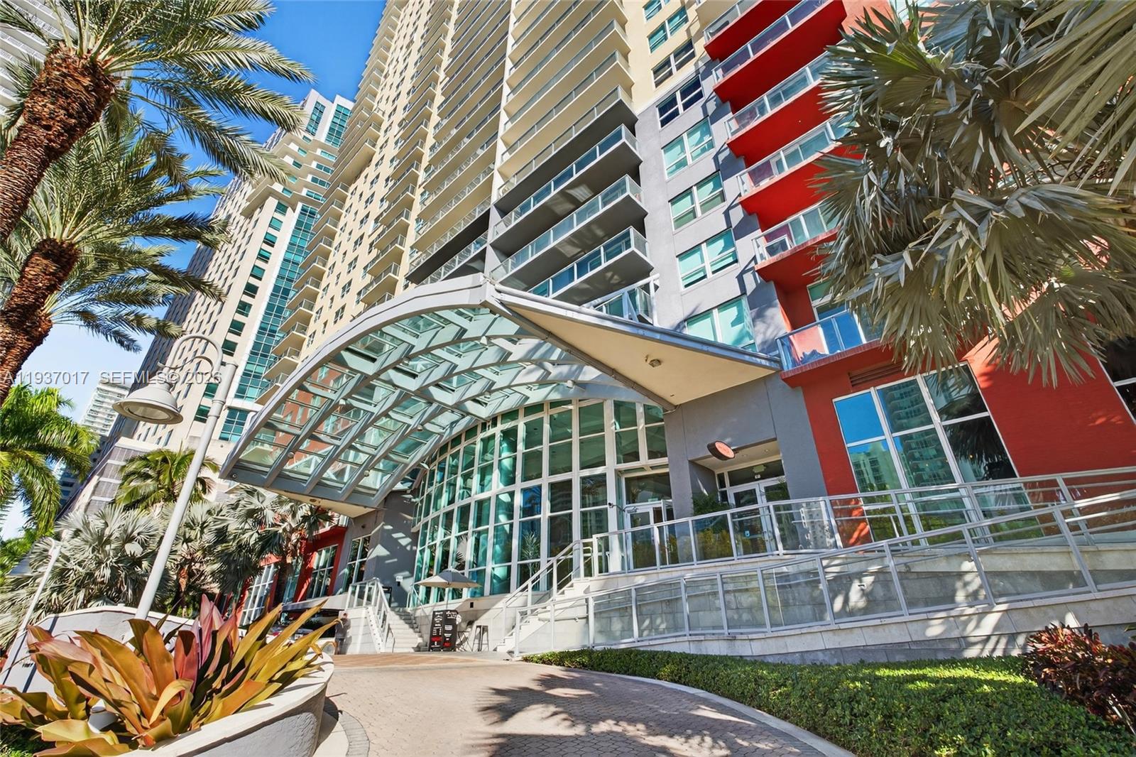 image The Mark Yacht Club3