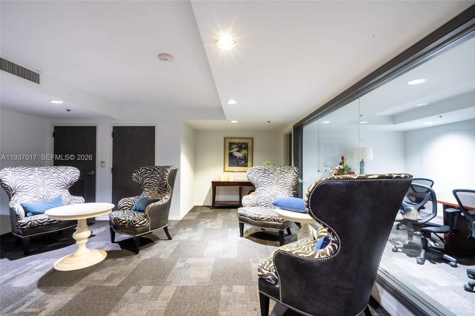 image The Mark Yacht Club44