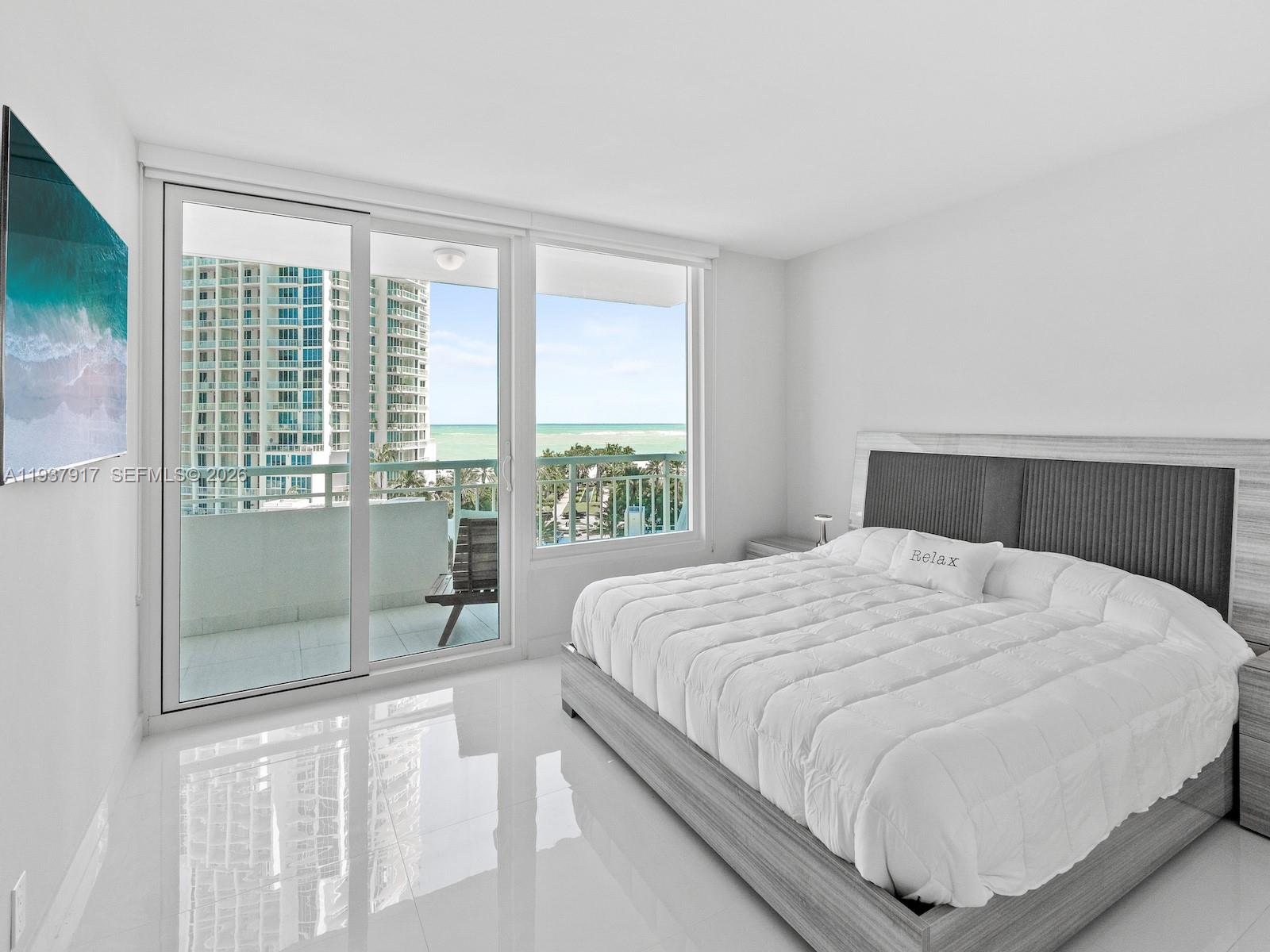 image South Pointe Towers17