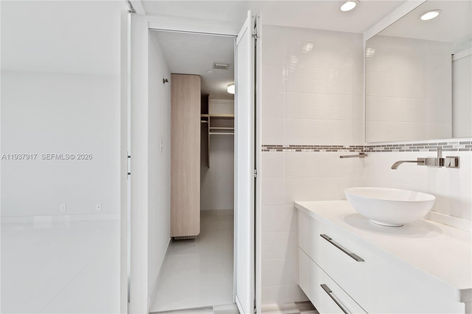 image South Pointe Towers20