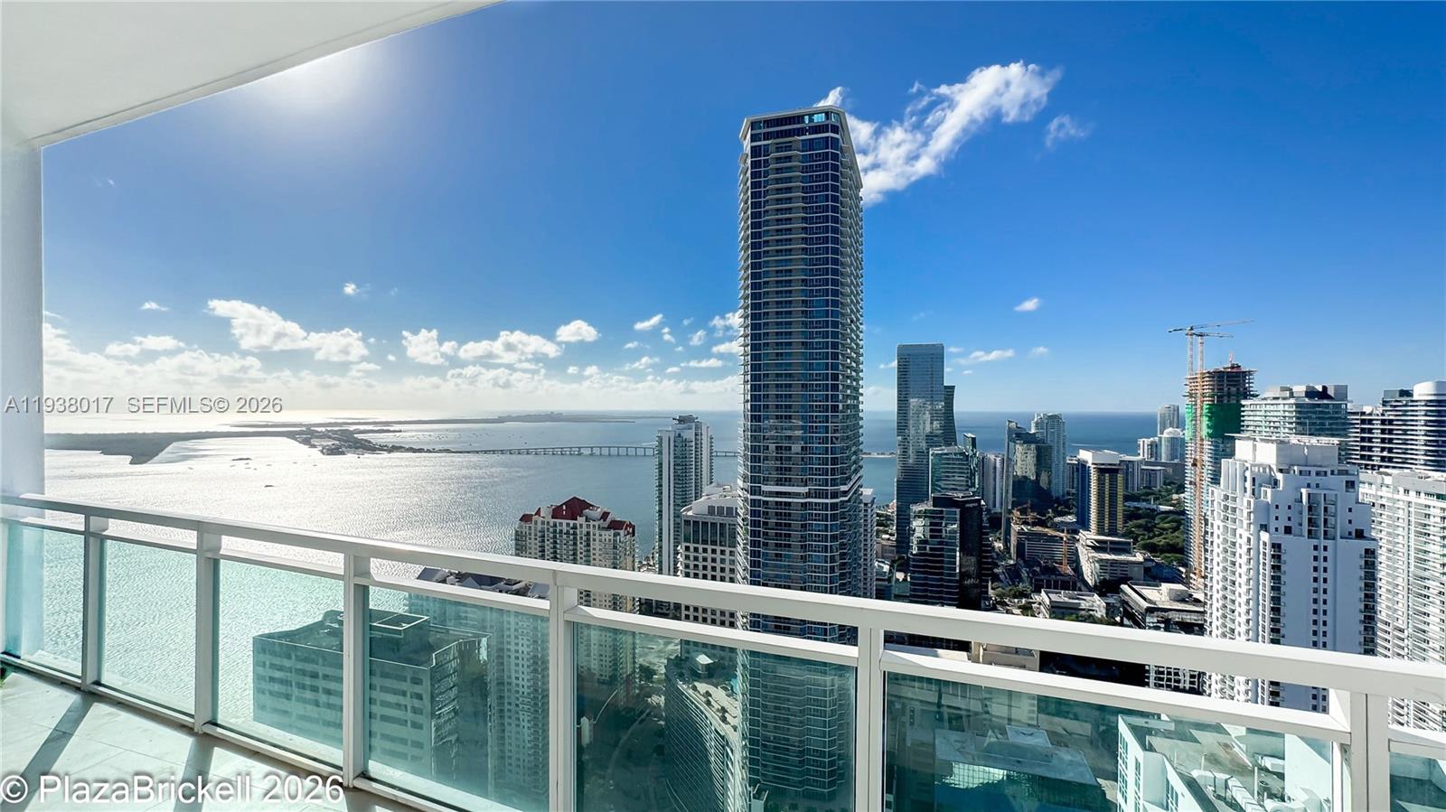 image Plaza 851 Brickell Condo1