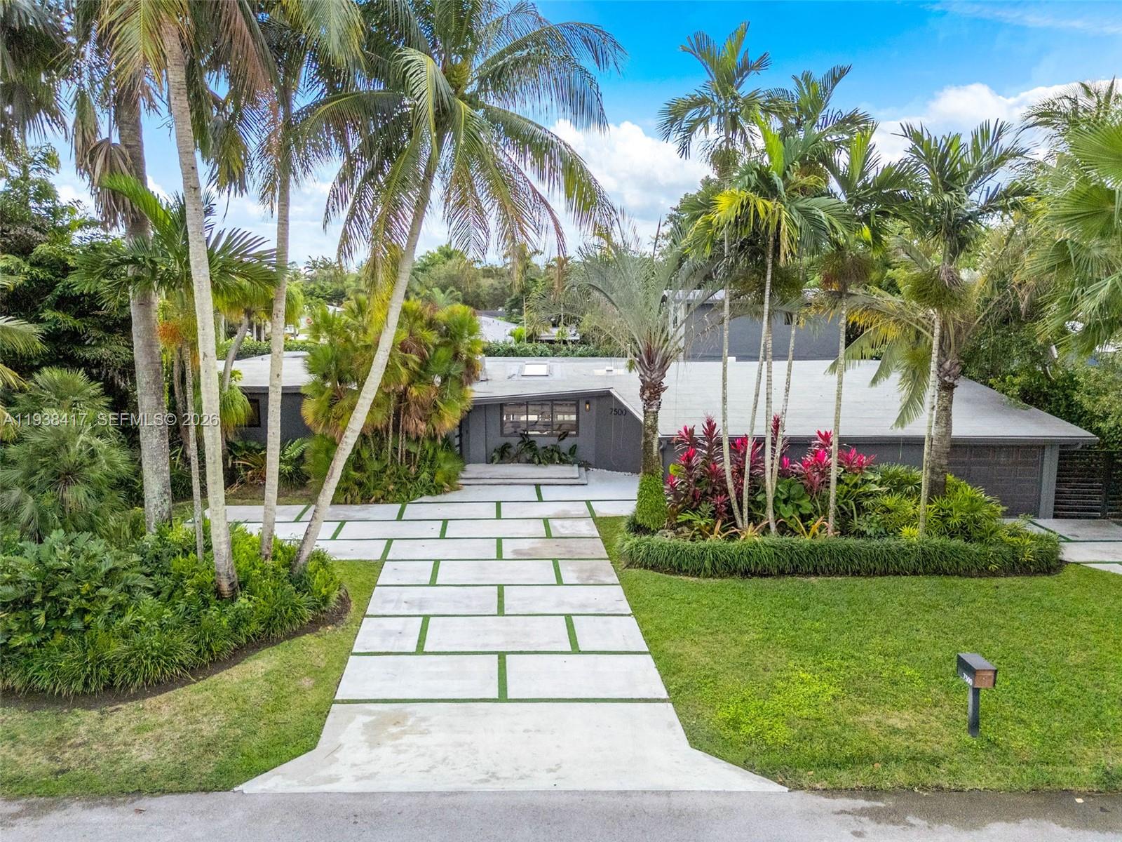 7500 SW 137th St Palmetto Bay, FL 33158