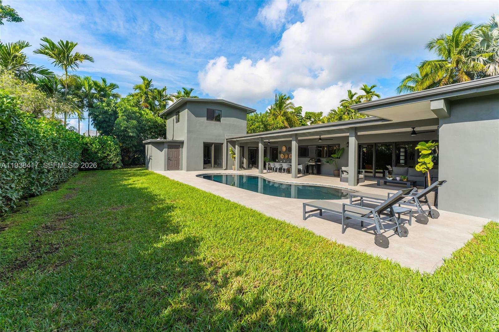 7500 SW 137th St Palmetto Bay, FL 33158