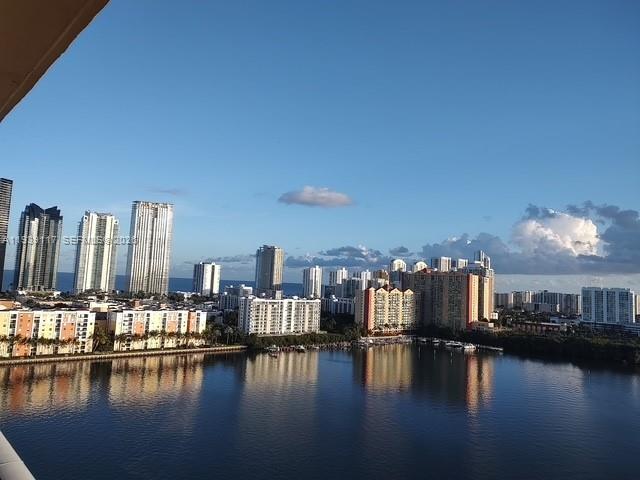 image Winston Towers2