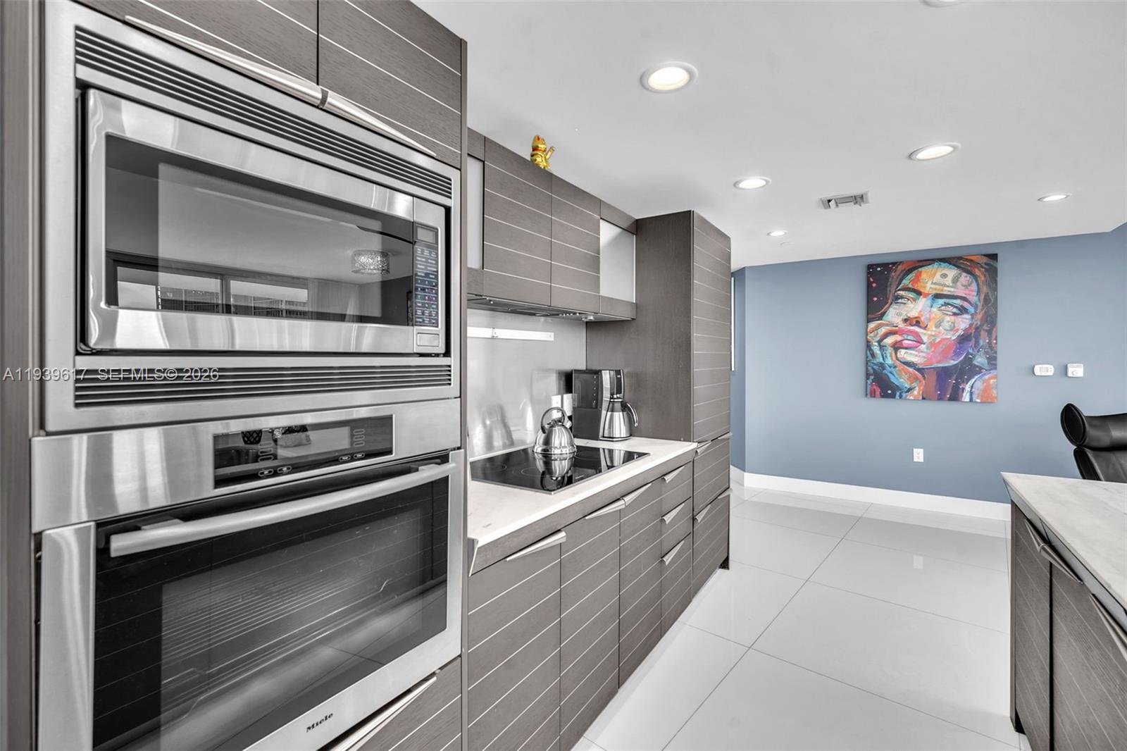 image Epic West Condo9