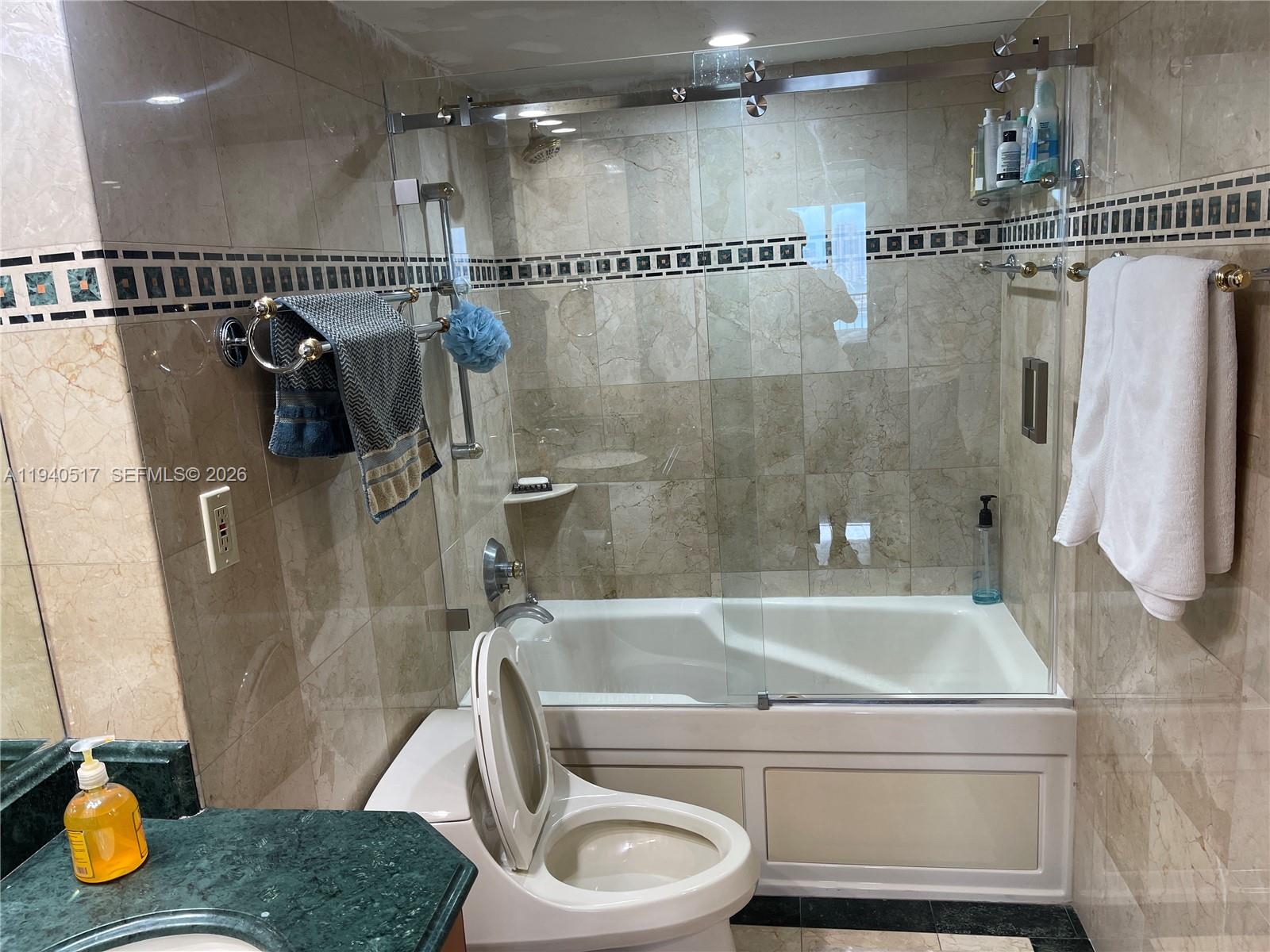 555 NE 15th St #22I Miami, FL 33132