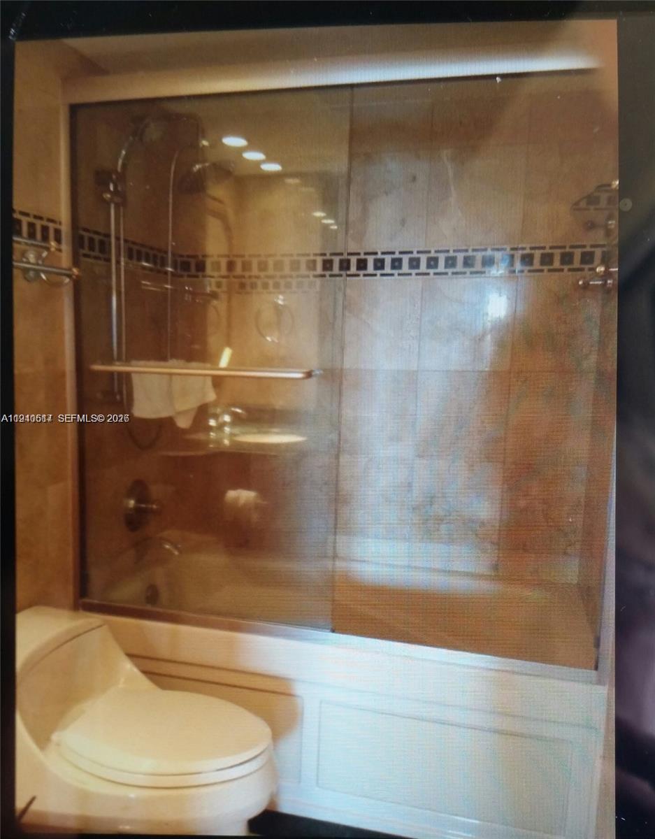 555 NE 15th St #22I Miami, FL 33132