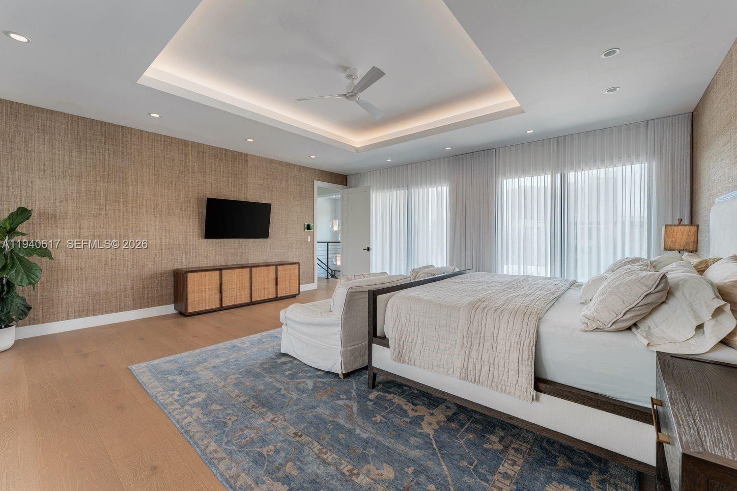 6853 Sunrise Ct Coral Gables, FL 33133