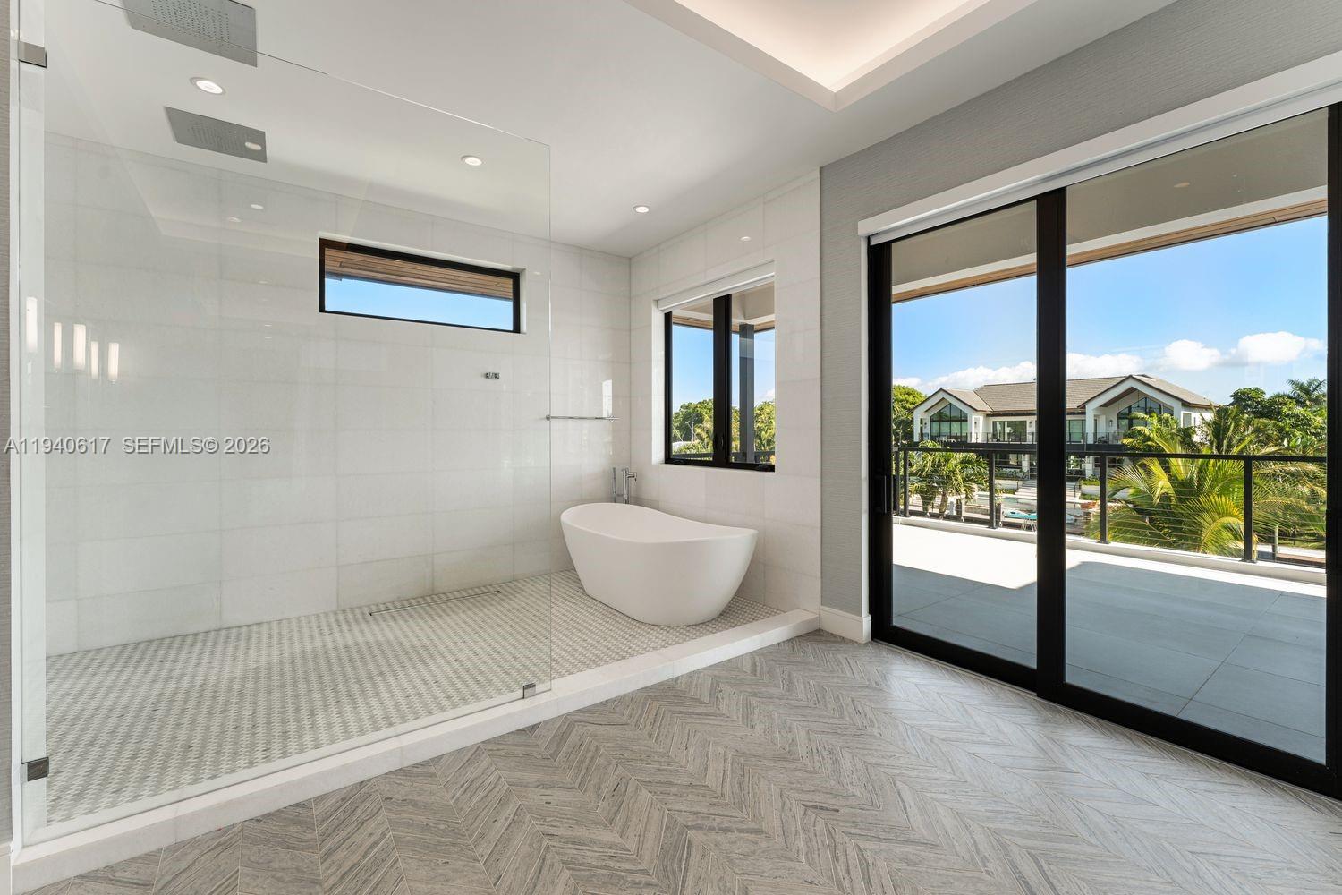 6853 Sunrise Ct Coral Gables, FL 33133