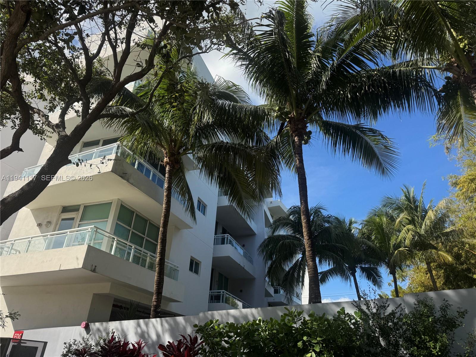 2020 Prairie Ave #202 Miami Beach, FL 33139